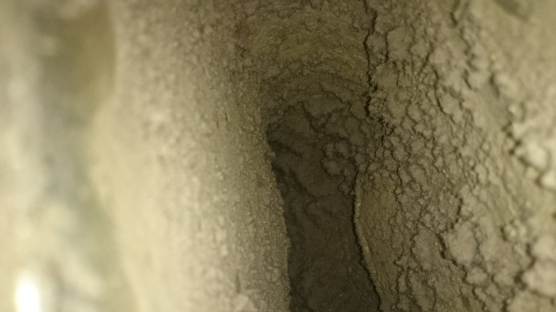 Air duct before cleaning